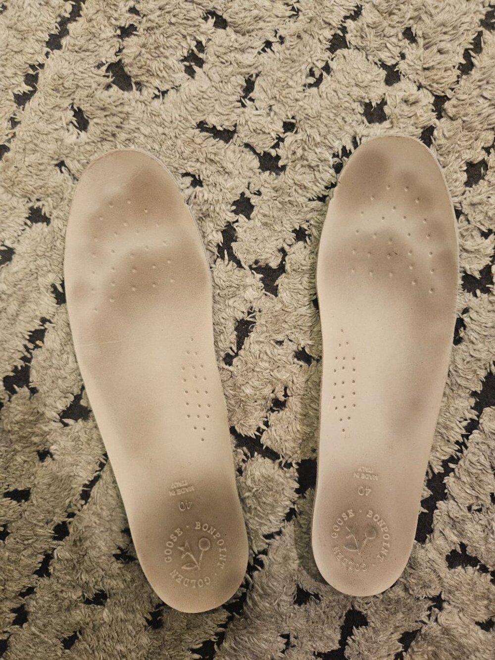 Golden Goose Sneakers - Picture 7 of 7